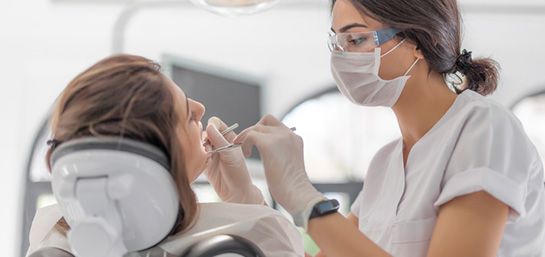 ¿Merece la pena contratar un seguro dental?