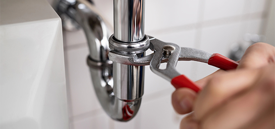 ¿El seguro de hogar cubre atascos de tuberías?