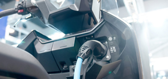 ¿Cubre el seguro de moto eléctrica el robo de la batería?