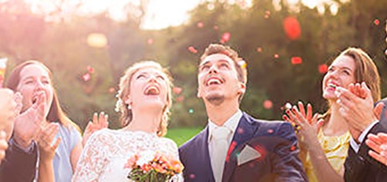 ¿Quién puede celebrar una boda civil legalmente?