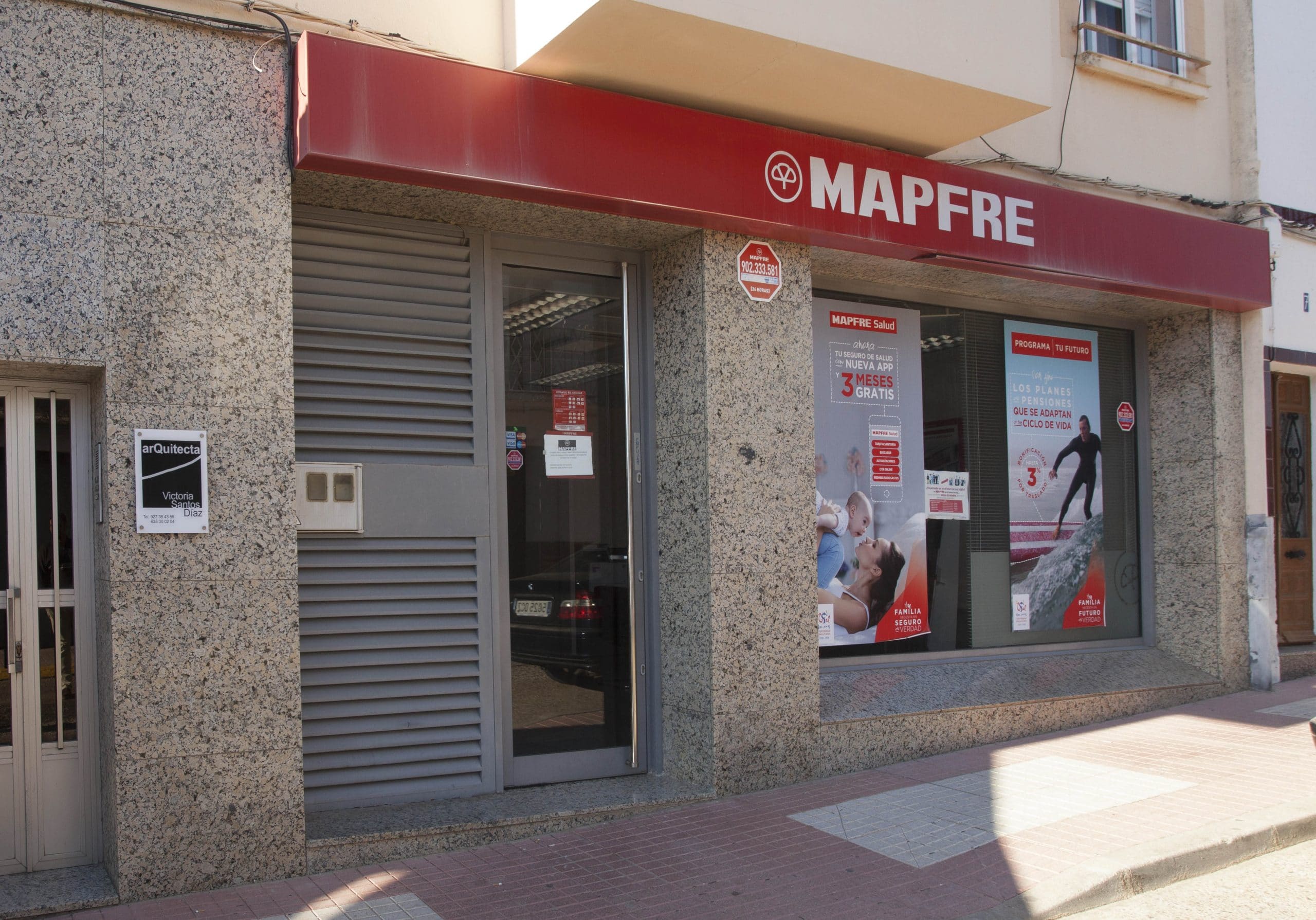 Oficina de Seguros MAPFRE ALCUESCAR, VIRGEN DEL PILAR 5